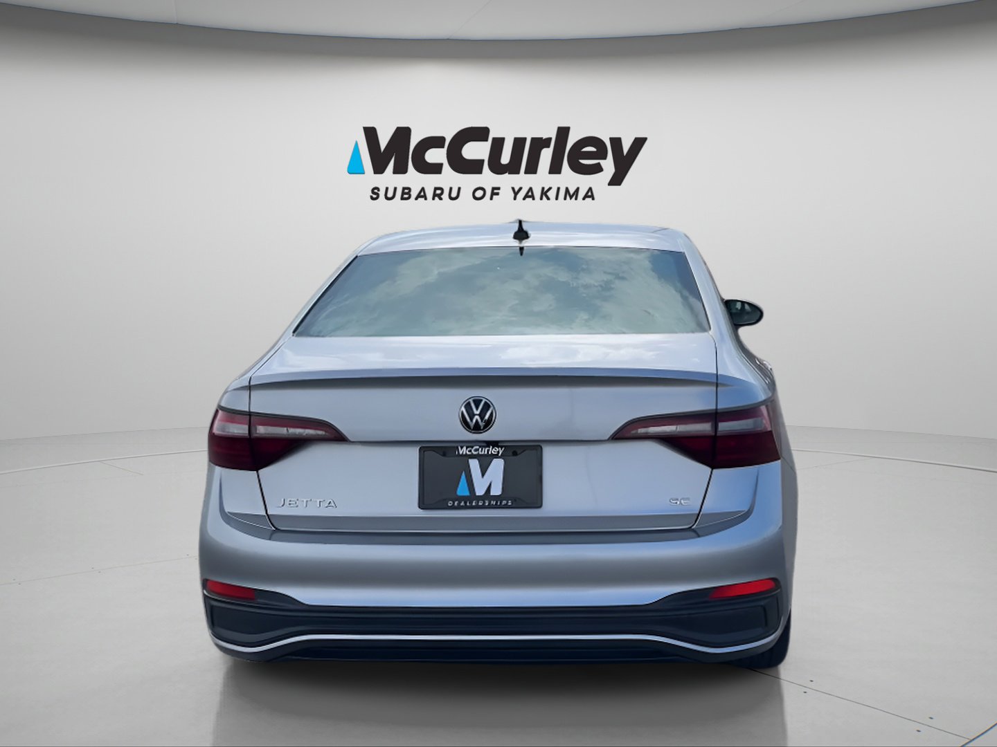 Used 2024 Volkswagen Jetta SE FWD image 6