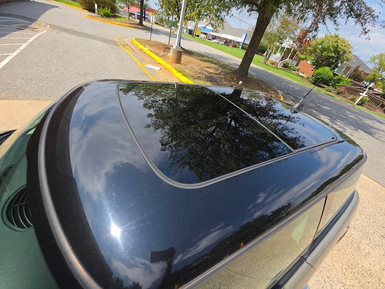 Used 2011 MINI Cooper Hardtop FWD image 35