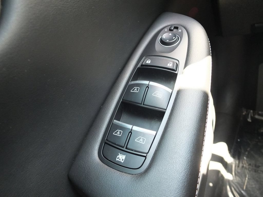 Used 2021 INFINITI QX50 Luxe FWD image 38