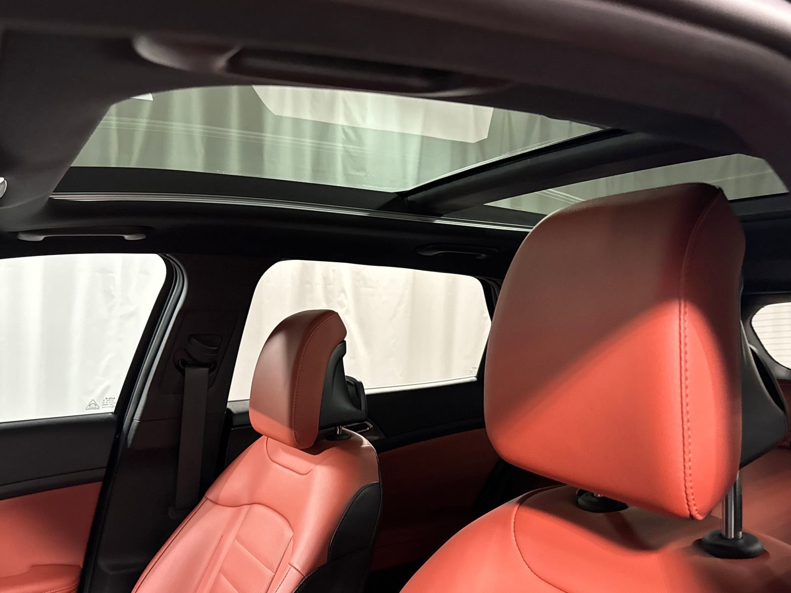 Certified 2024 Kia Sportage SX AWD/4WD image 29