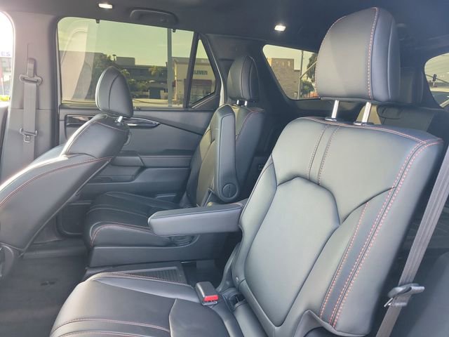 Certified 2025 Honda Pilot TrailSport image 14