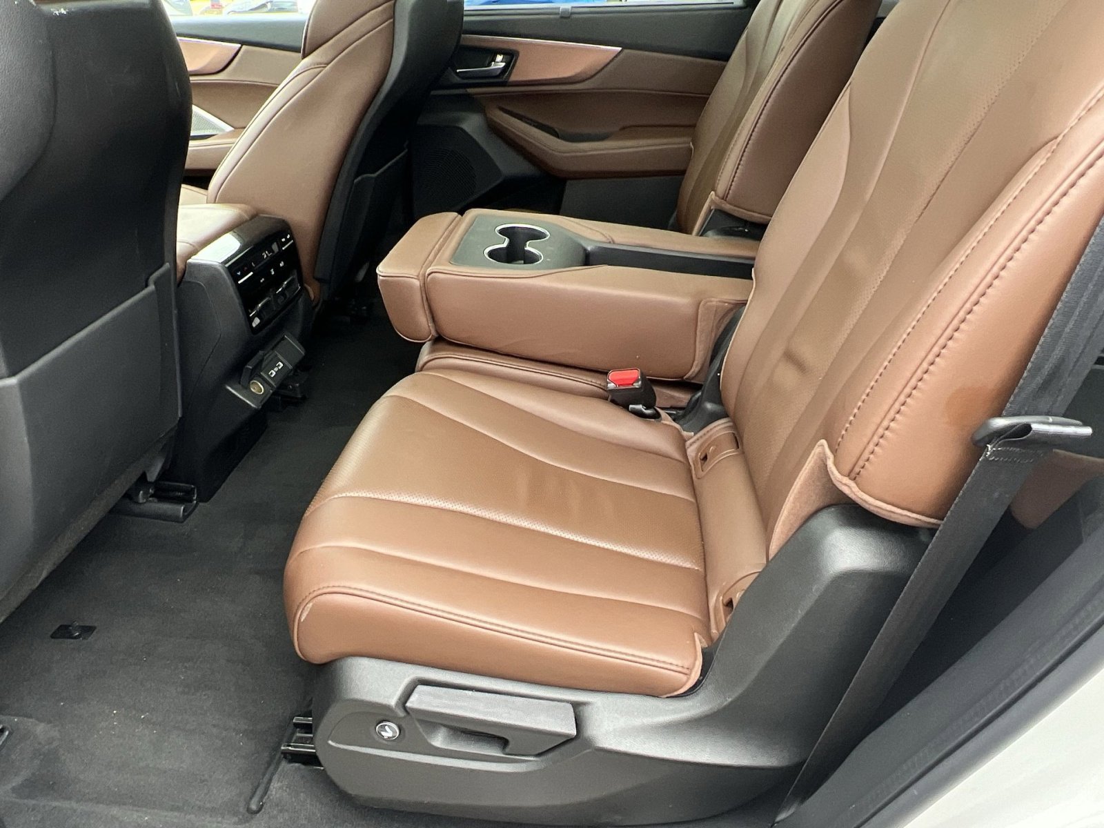 Certified 2024 Acura MDX FWD w/ Technology Package image 22