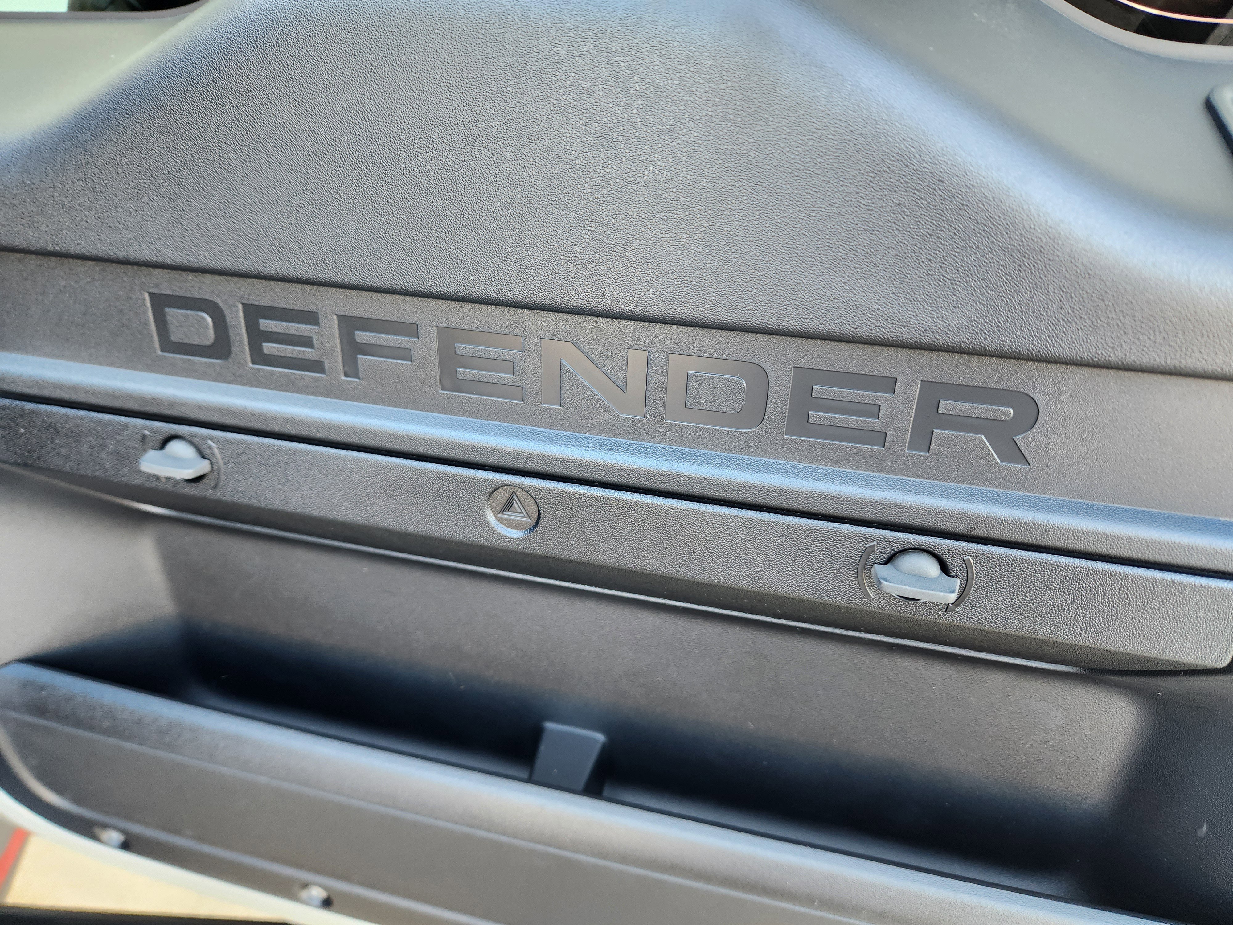 New 2026 Land Rover Defender 110 S image 33