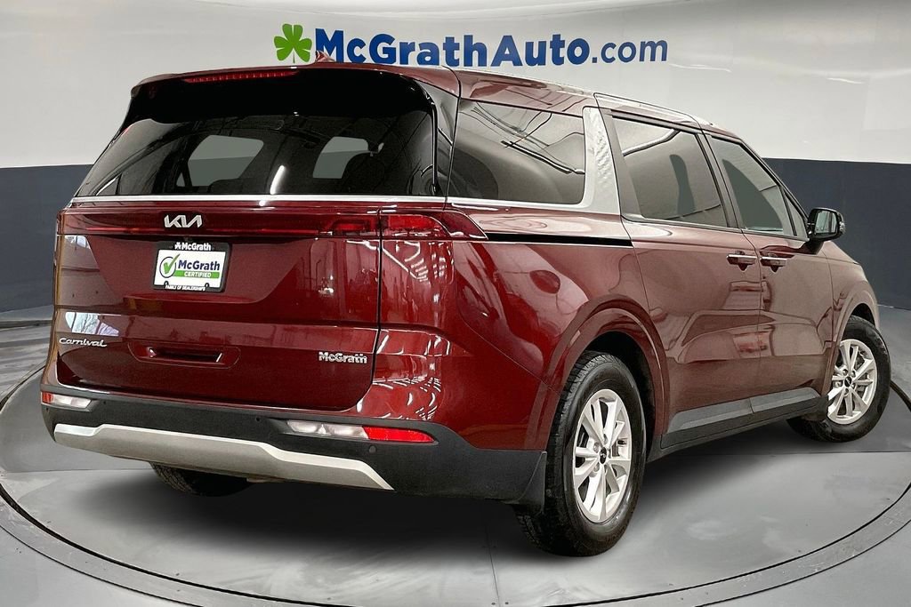 Used 2022 Kia Carnival LX w/ Paint Protection Package FWD image 16