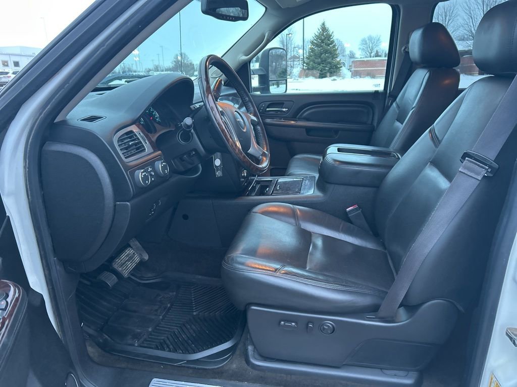 Used 2013 GMC Sierra 3500 Denali image 15