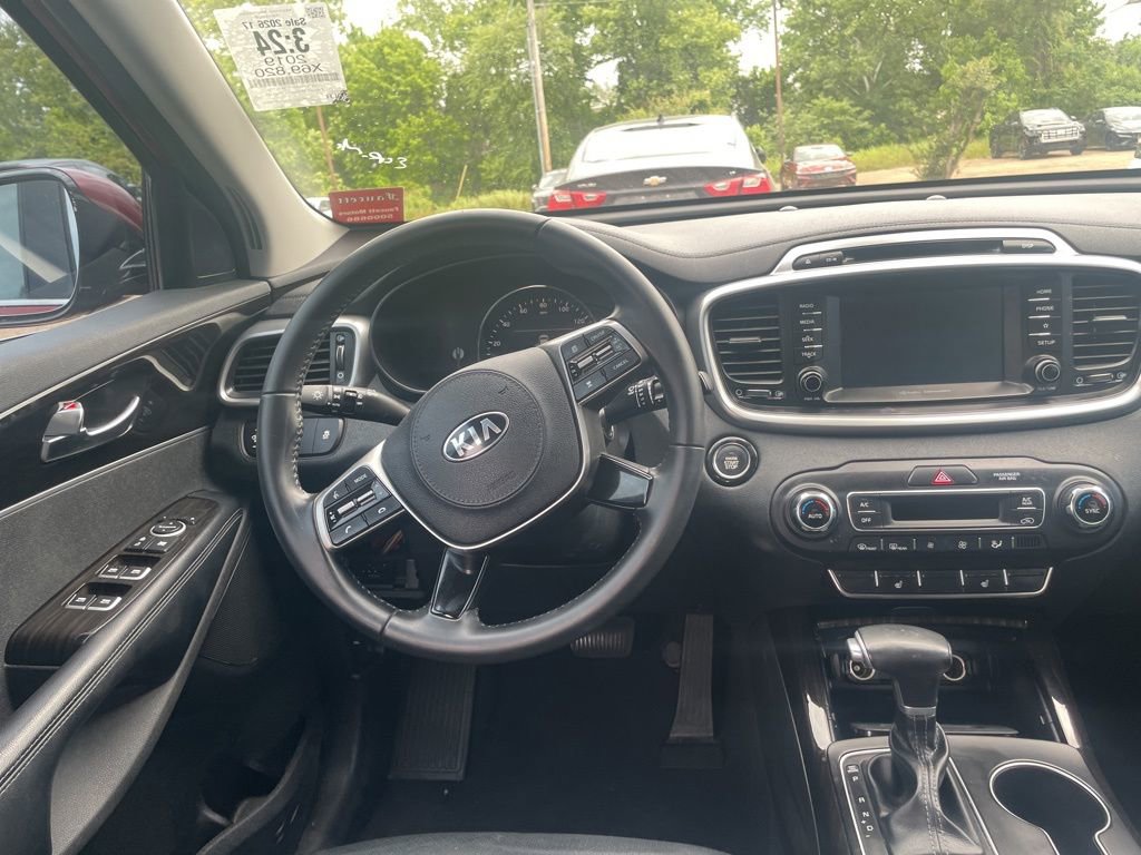 Used 2019 Kia Sorento EX FWD image 16