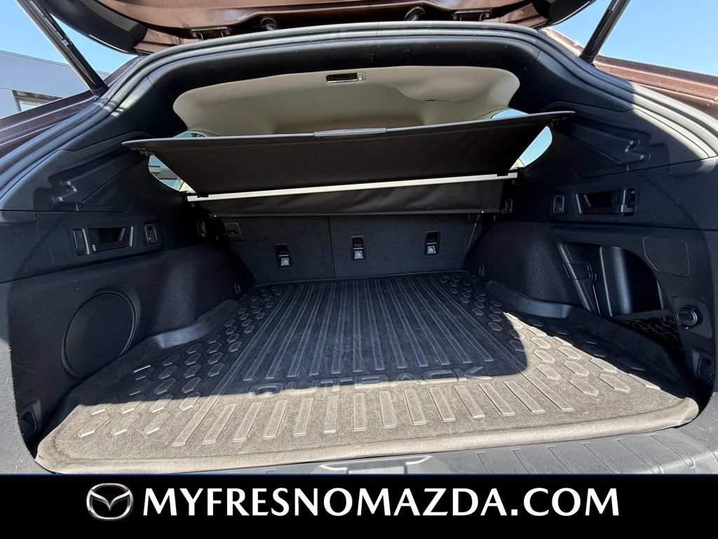 Used 2021 Subaru Outback Touring AWD/4WD image 10