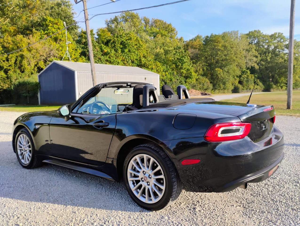 Used 2017 FIAT 124 Spider Classica image 4