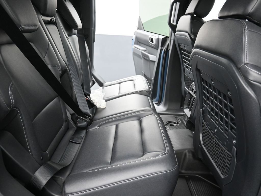 New 2025 Ford Bronco Badlands image 12