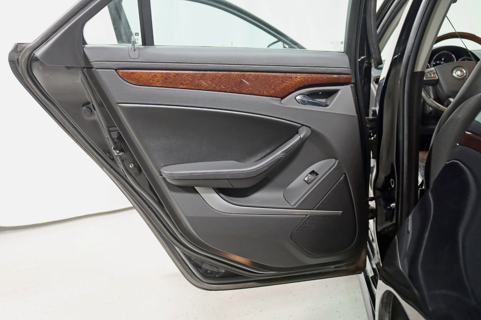 Used 2012 Cadillac CTS Luxury image 30