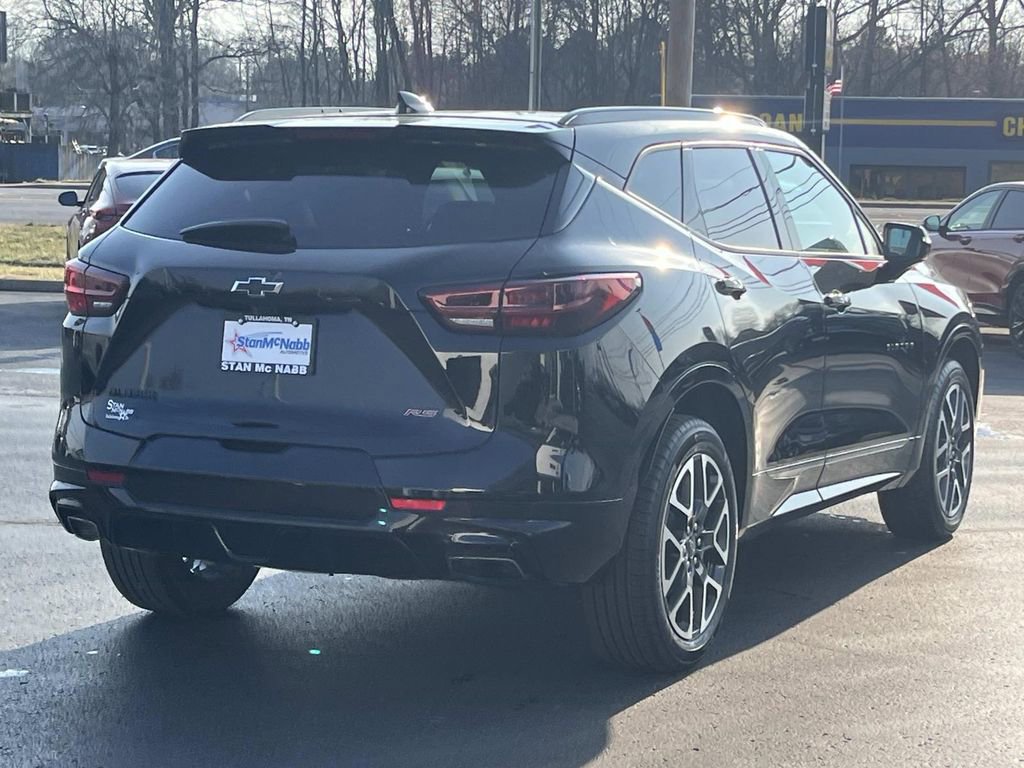 Certified 2023 Chevrolet Blazer RS w/ Driver Confidence II Package image 7