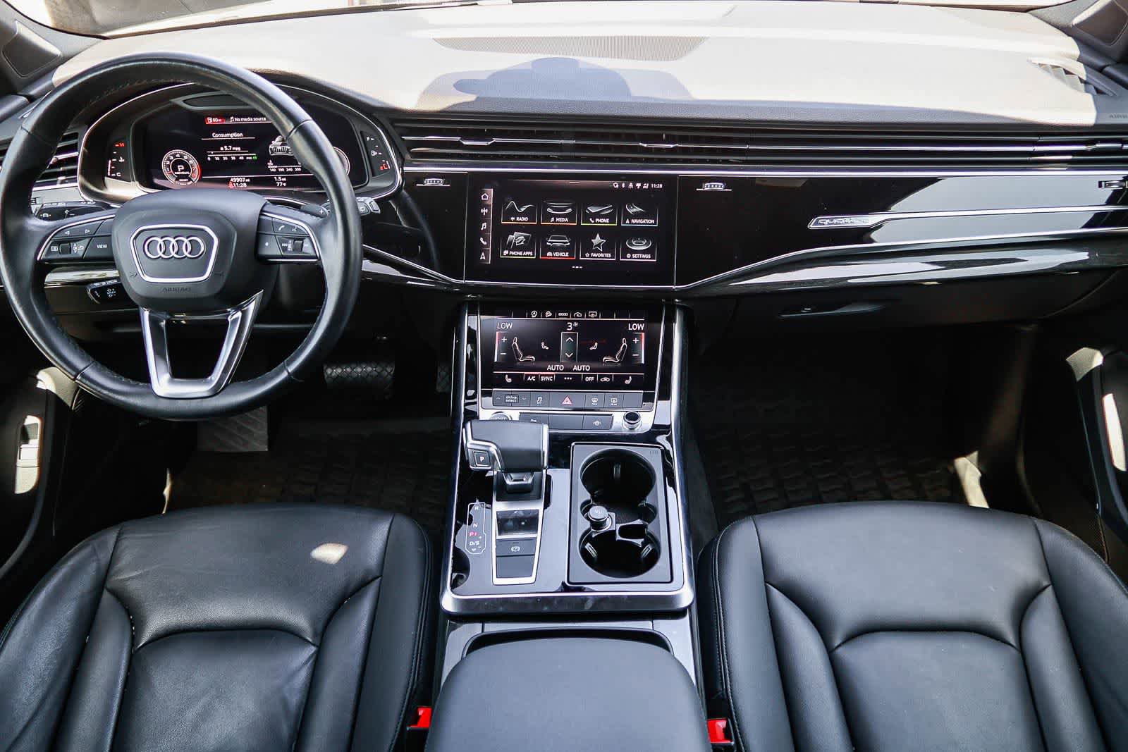 Used 2022 Audi Q7 3.0T Premium Plus w/ Premium Plus Package AWD/4WD image 11
