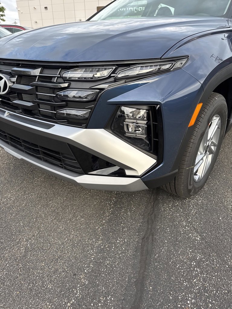 New 2026 Hyundai Tucson SE image 9