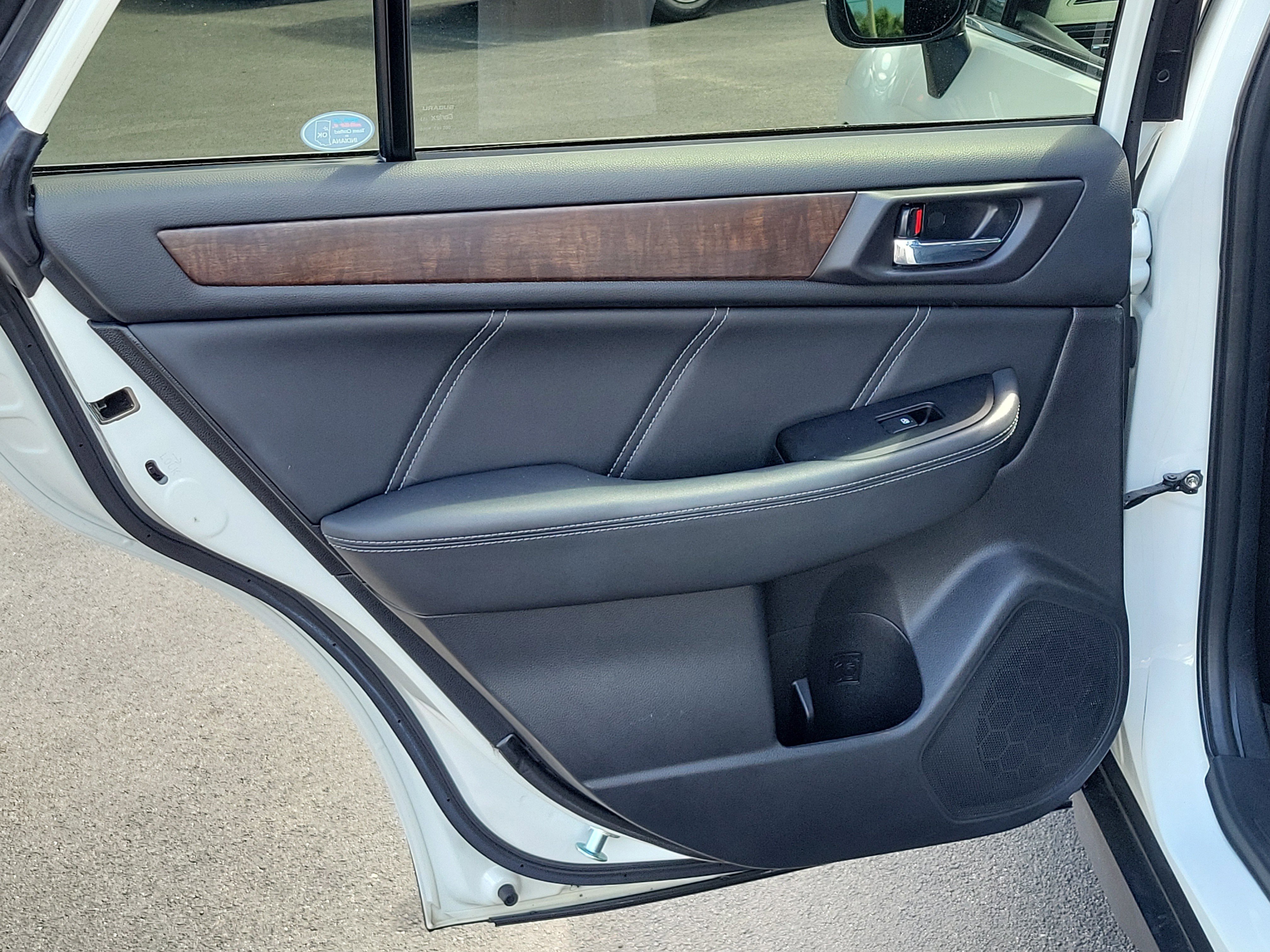 Used 2018 Subaru Outback 3.6R Limited image 13