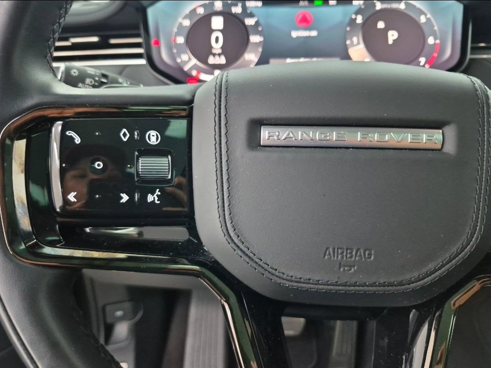 Used 2024 Land Rover Range Rover Sport Dynamic SE AWD/4WD image 30