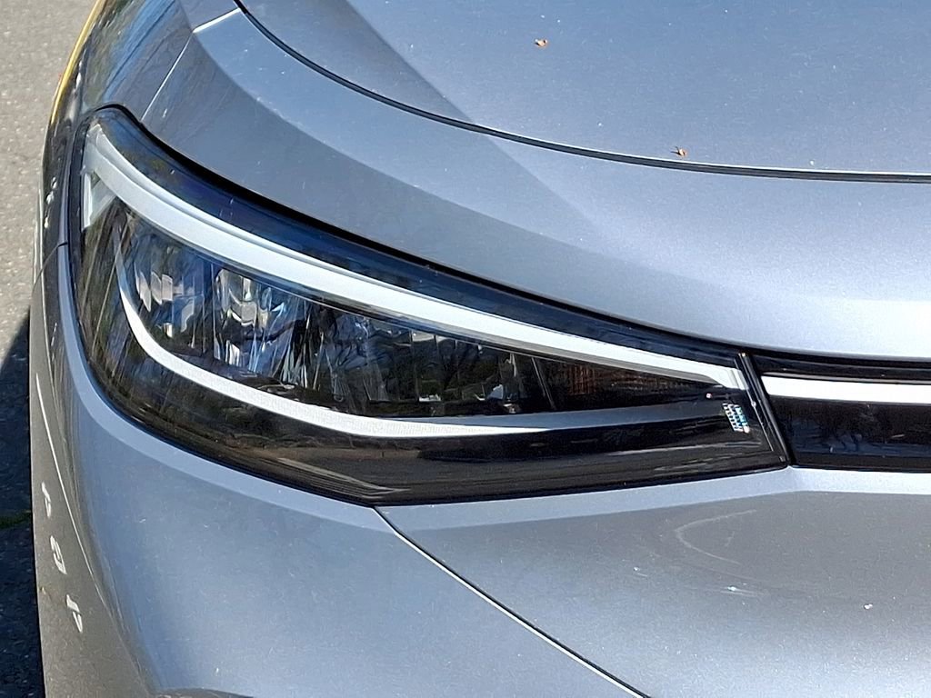 Certified 2025 Volkswagen ID.4 Pro AWD/4WD image 9
