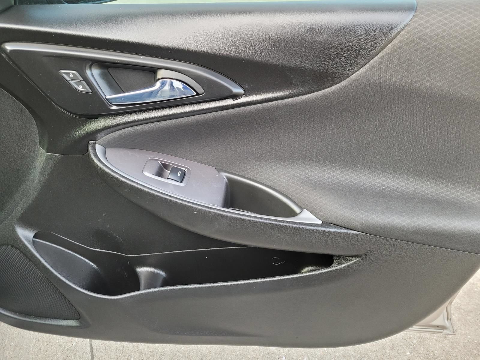Used 2022 Chevrolet Malibu LS FWD image 7
