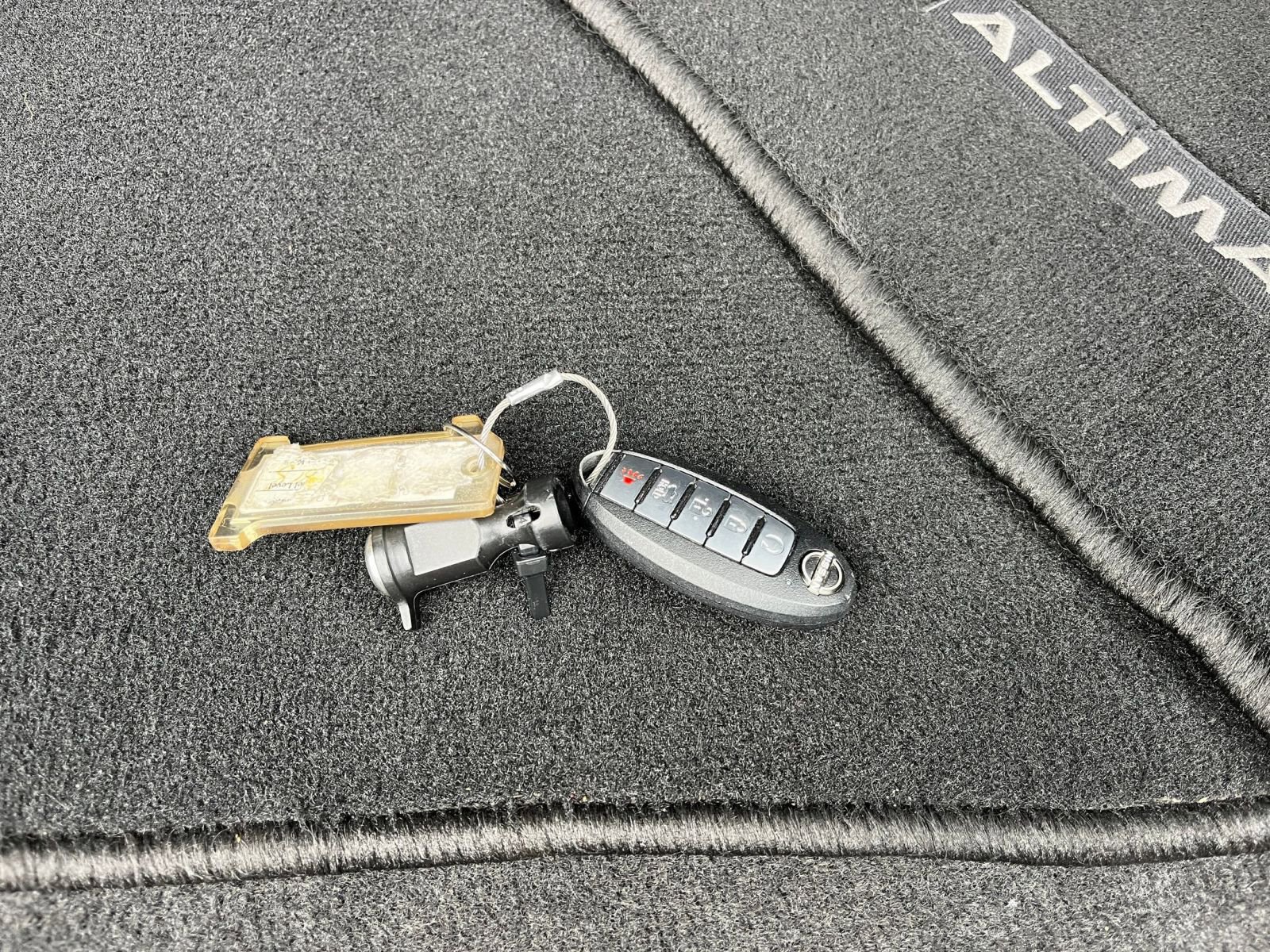 Used 2024 Nissan Altima 2.5 SV image 22