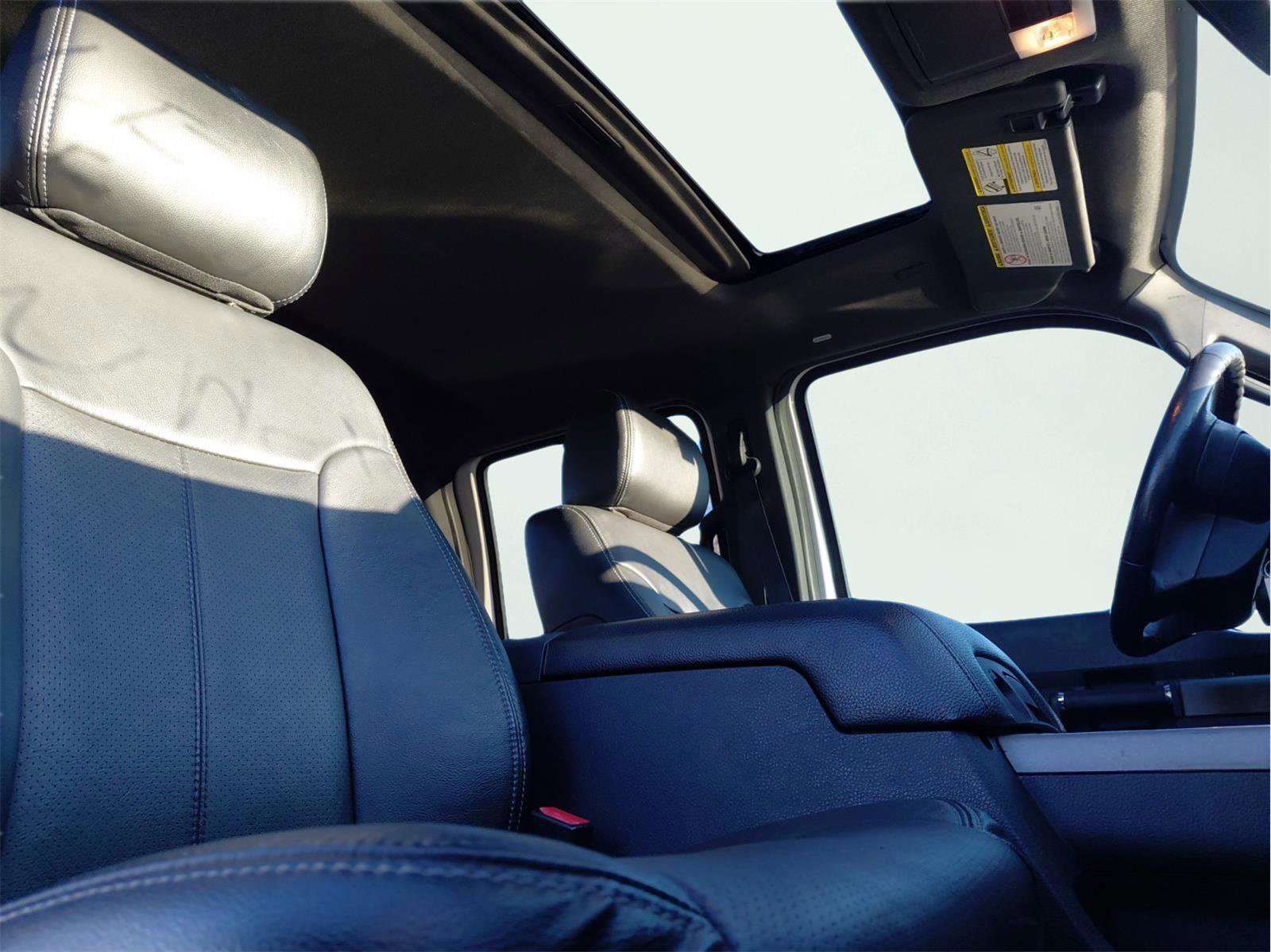 Used 2016 Ford F350 Lariat w/ Lariat Ultimate Package image 10