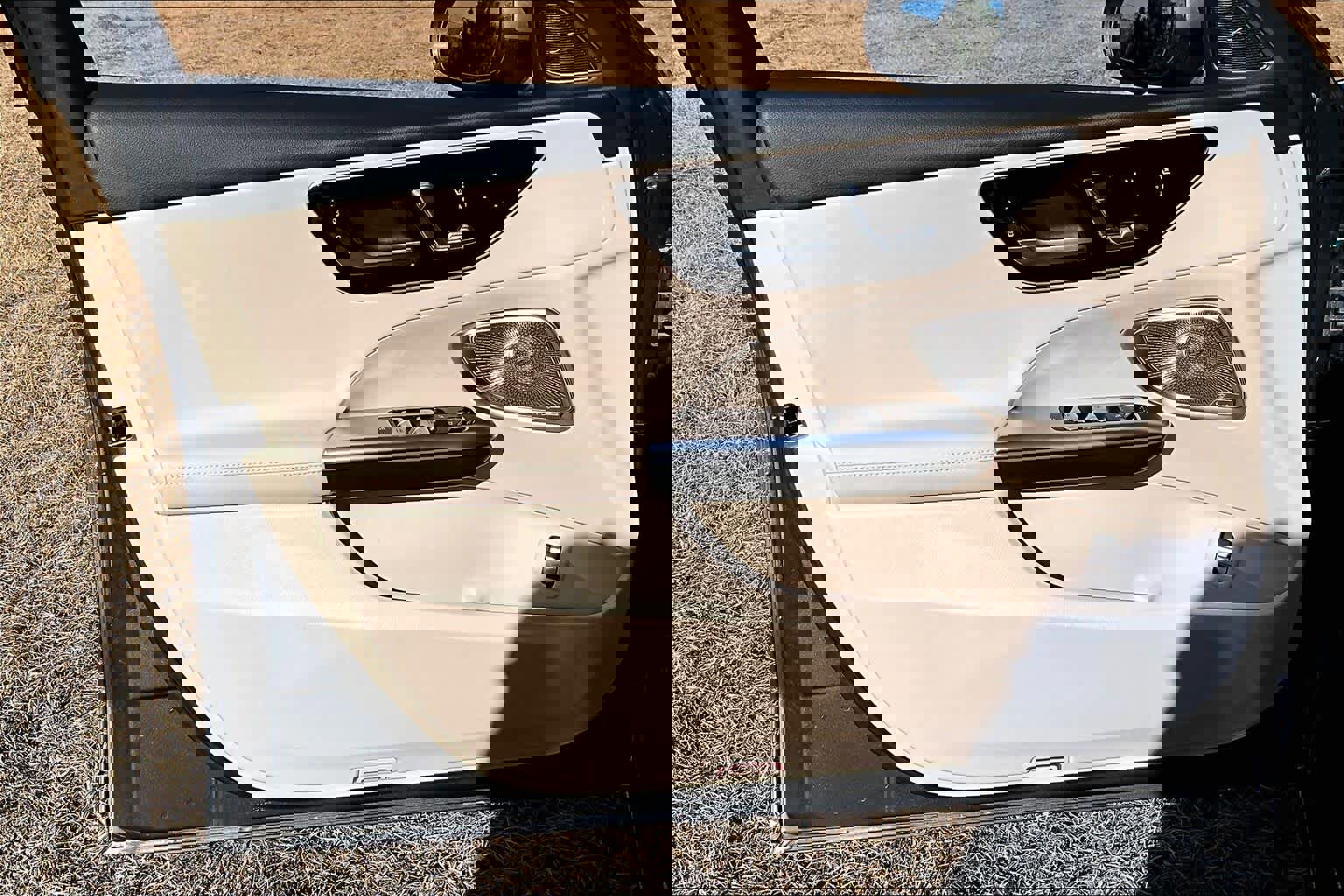 New 2025 Mercedes-Benz C 300 Sedan image 21