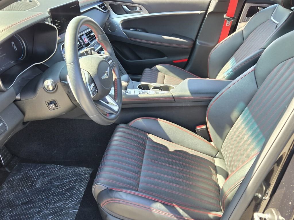 Used 2023 Genesis G70 2.0T w/ Sport Prestige Package RWD image 10