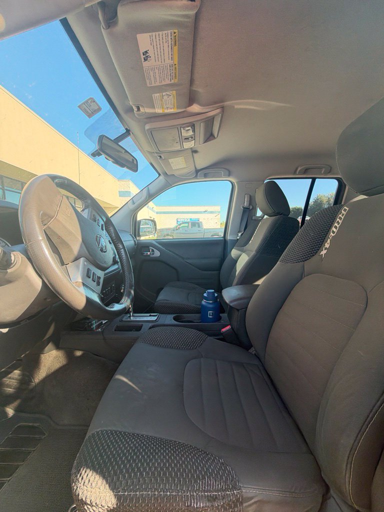 Used 2018 Nissan Frontier PRO-4X AWD/4WD image 9