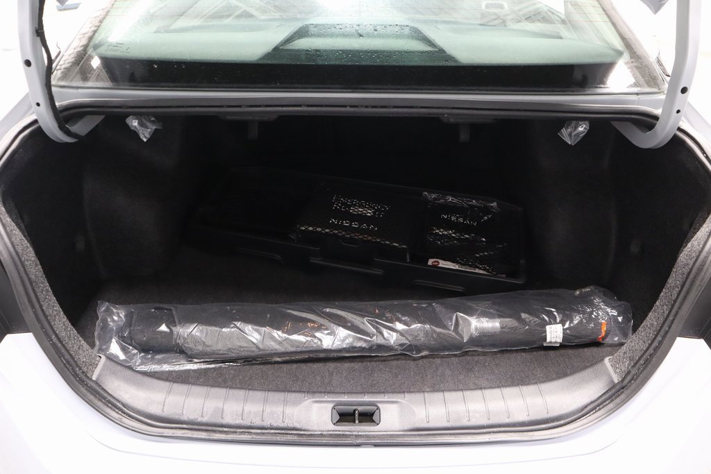 Certified 2024 Nissan Altima 2.5 SR w/ SR Premium Package image 16