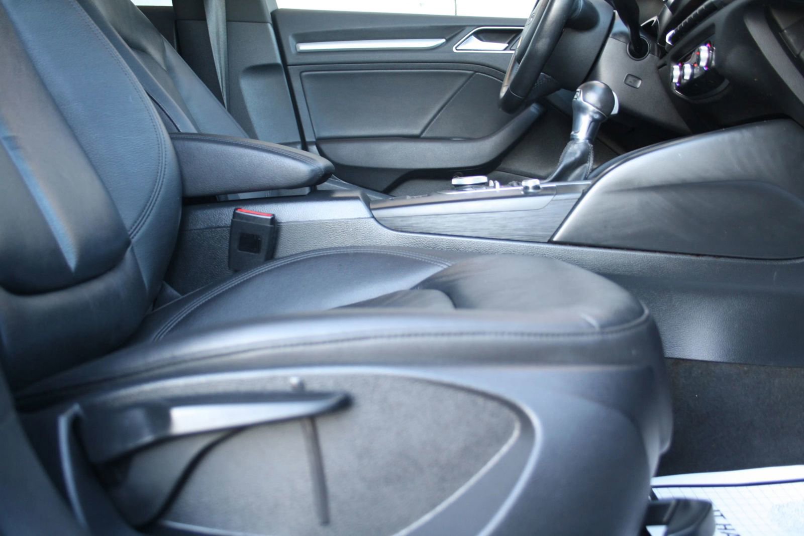 Used 2016 Audi A3 1.8T Premium image 9