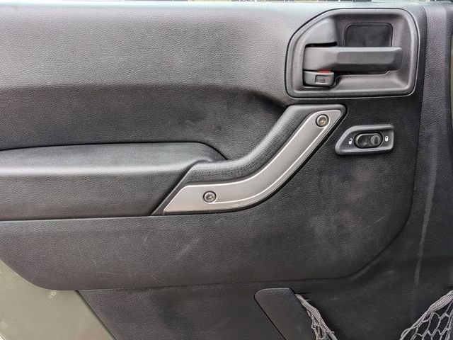 Used 2015 Jeep Wrangler Unlimited Sahara w/ Dual Top Group image 14