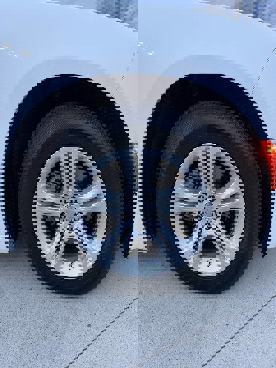 Used 2023 Dodge Charger SXT image 7