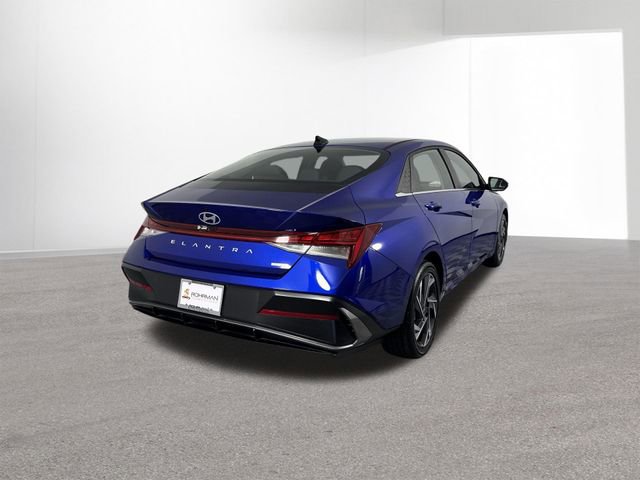 Used 2025 Hyundai Elantra Limited FWD image 13