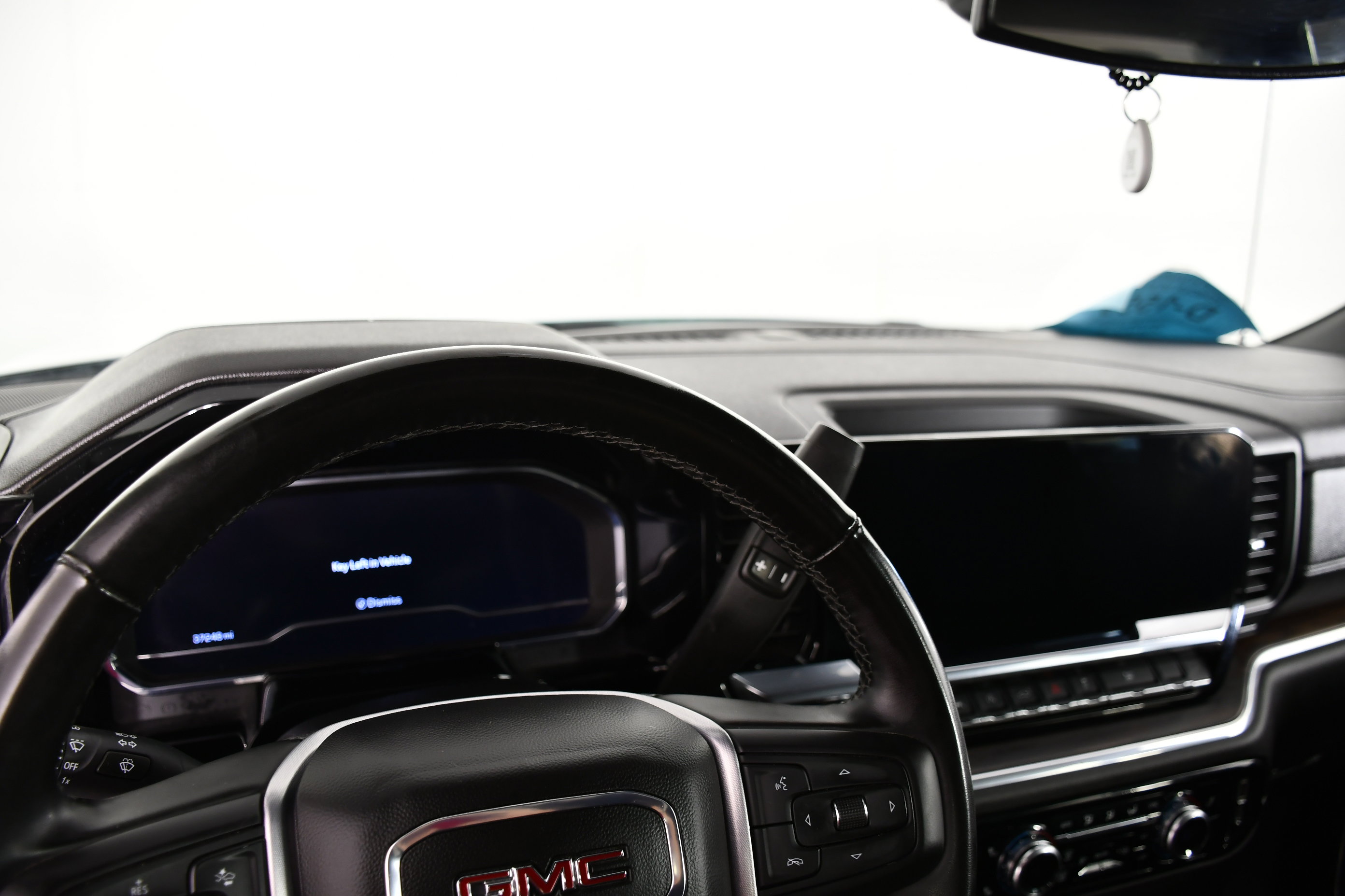 Used 2025 GMC Sierra 1500 SLT image 9