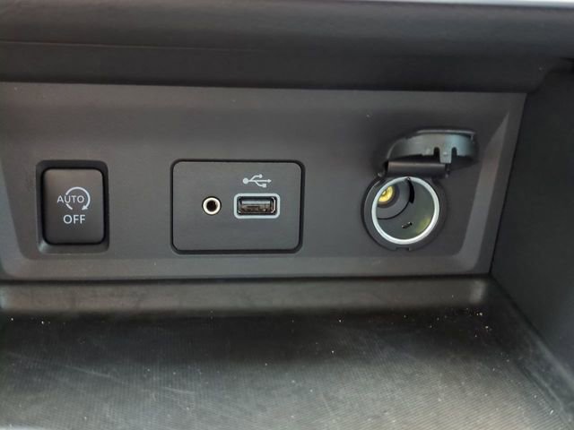 Used 2025 Nissan Sentra S FWD image 20