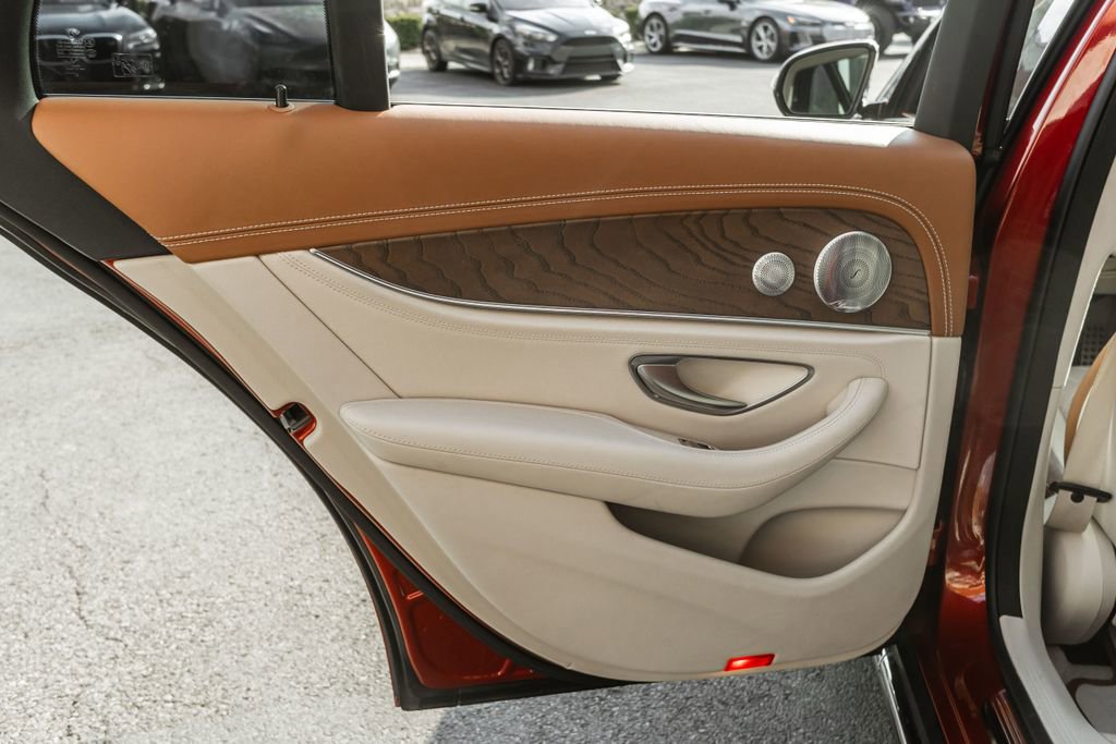 Used 2021 Mercedes-Benz E 450 4MATIC All-Terrain Wagon image 32