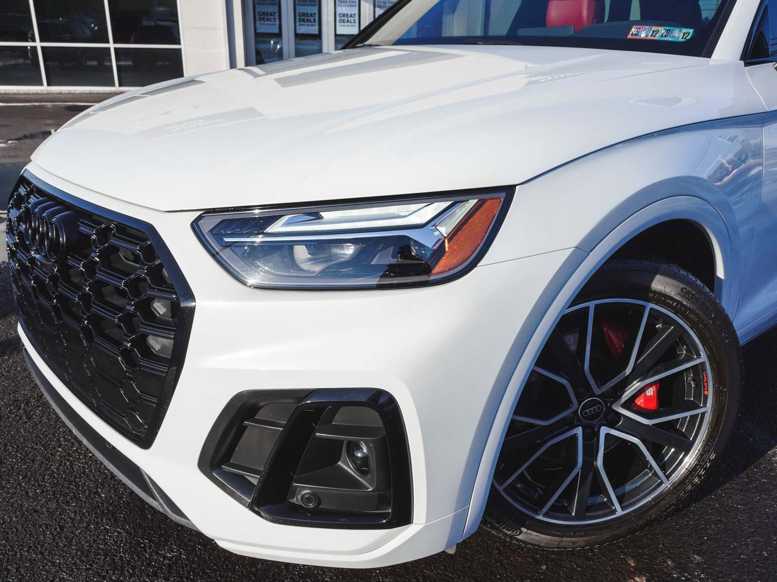 Used 2023 Audi SQ5 Premium Plus w/ Premium Plus Package image 44