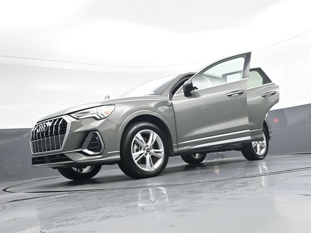 Used 2022 Audi Q3 2.0T Premium Plus AWD/4WD image 41