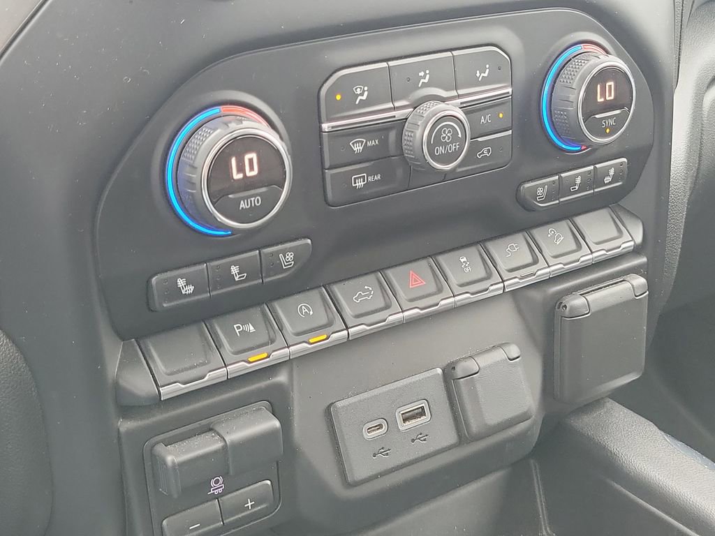 Certified 2019 Chevrolet Silverado 1500 LTZ w/ LTZ Plus Package AWD/4WD image 21