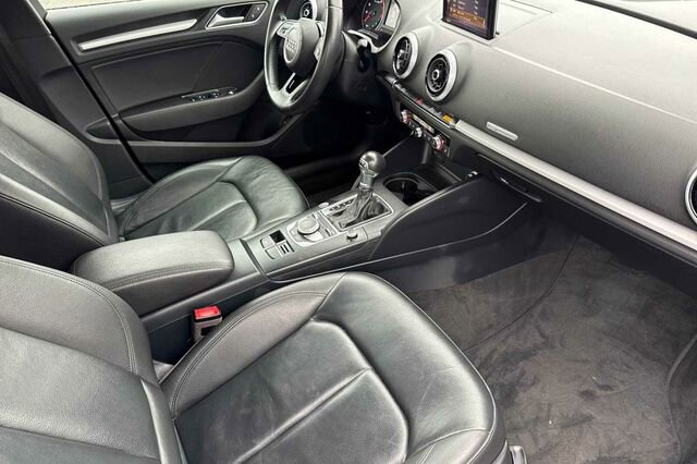 Used 2019 Audi A3 2.0T Premium image 15