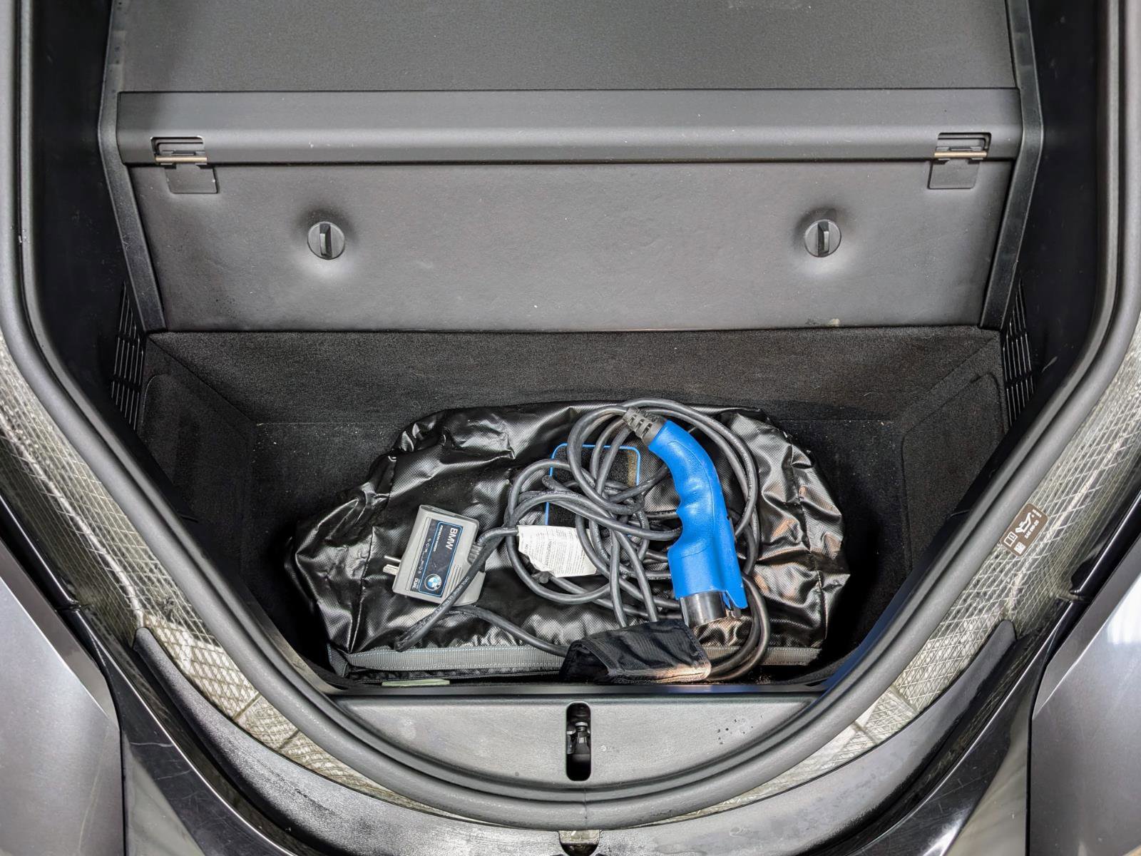 Used 2016 BMW i8 image 19