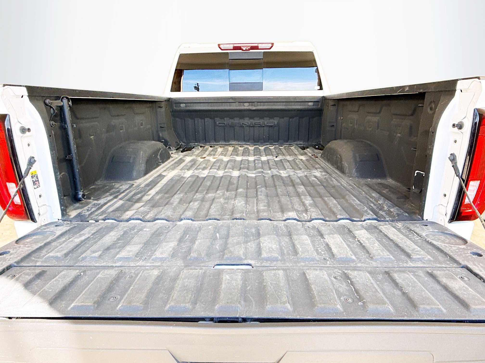 Used 2020 GMC Sierra 2500 Denali w/ Denali Ultimate Package image 28