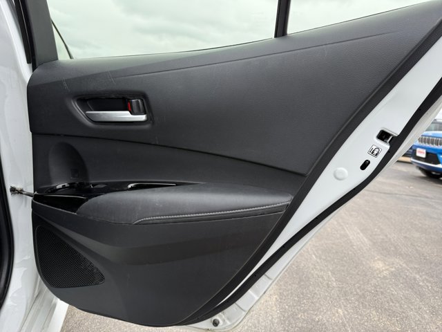 Used 2021 Toyota Corolla SE image 32