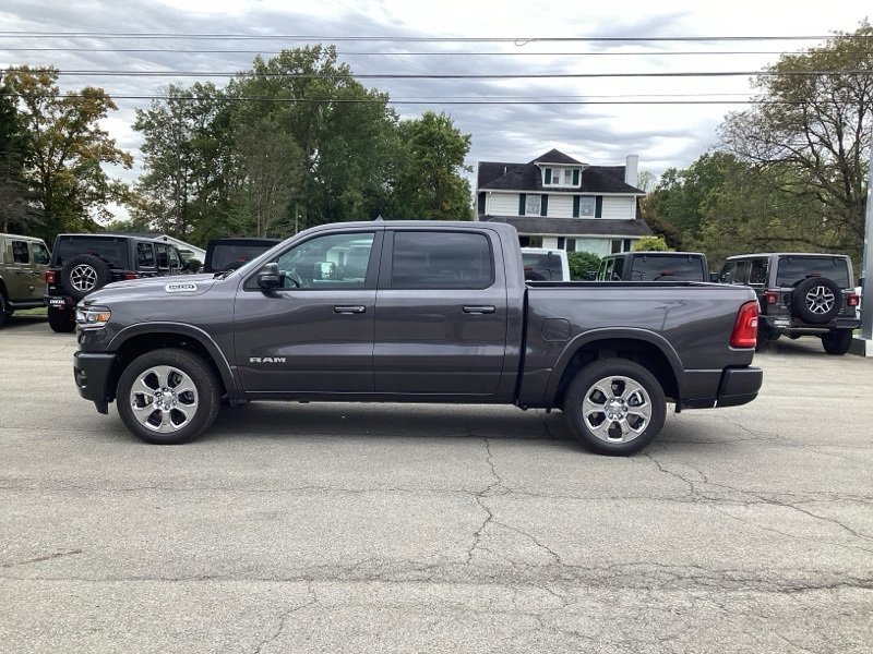 New 2026 RAM 1500 4x4 Crew Cab image 4