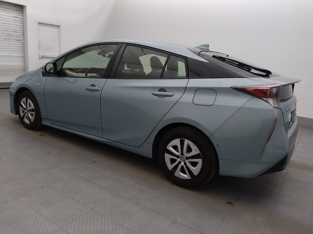 Used 2017 Toyota Prius Two w/ Prius Two Safety Plus Package FWD image 3