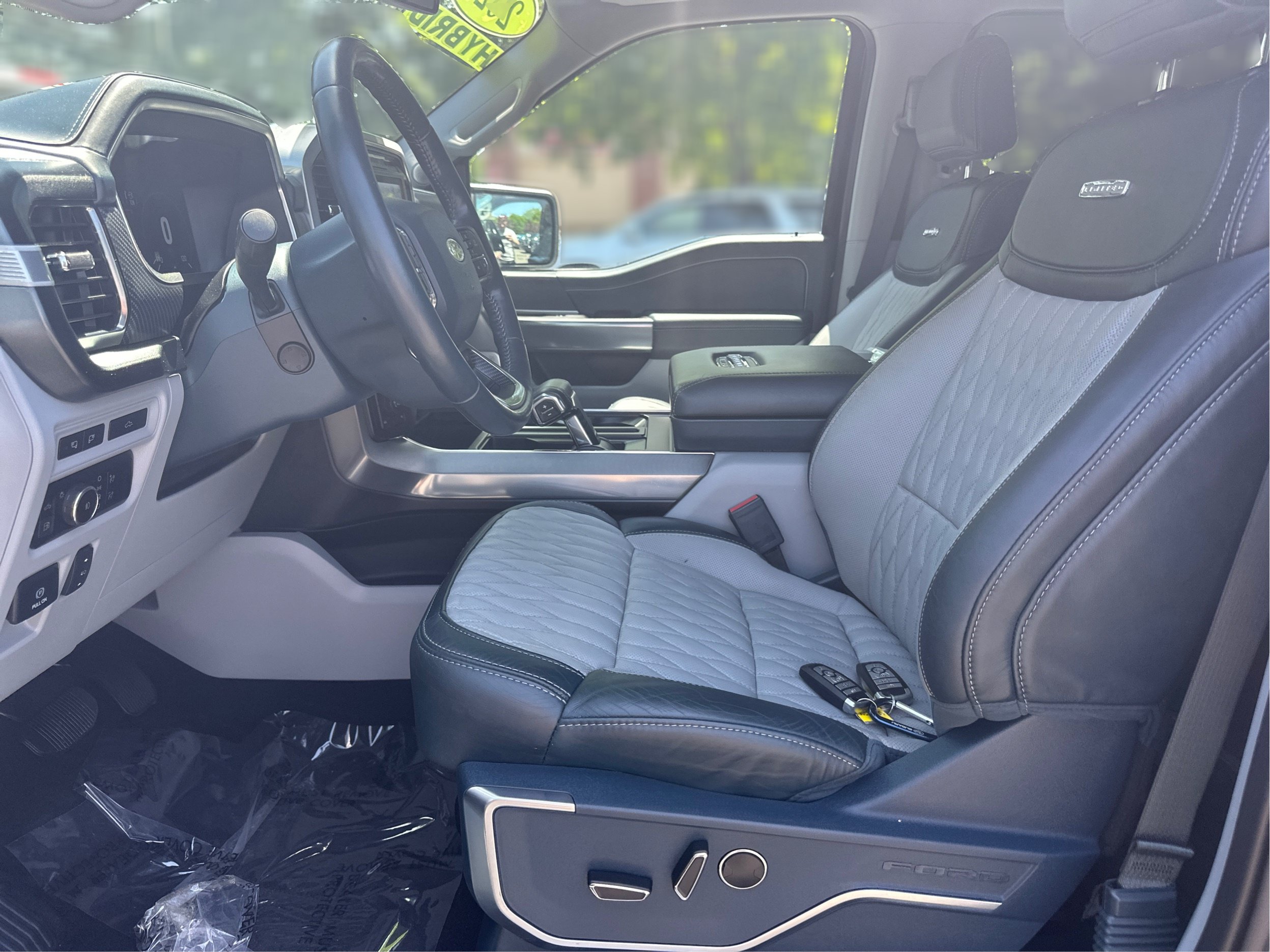 Used 2023 Ford F150 Limited AWD/4WD image 9