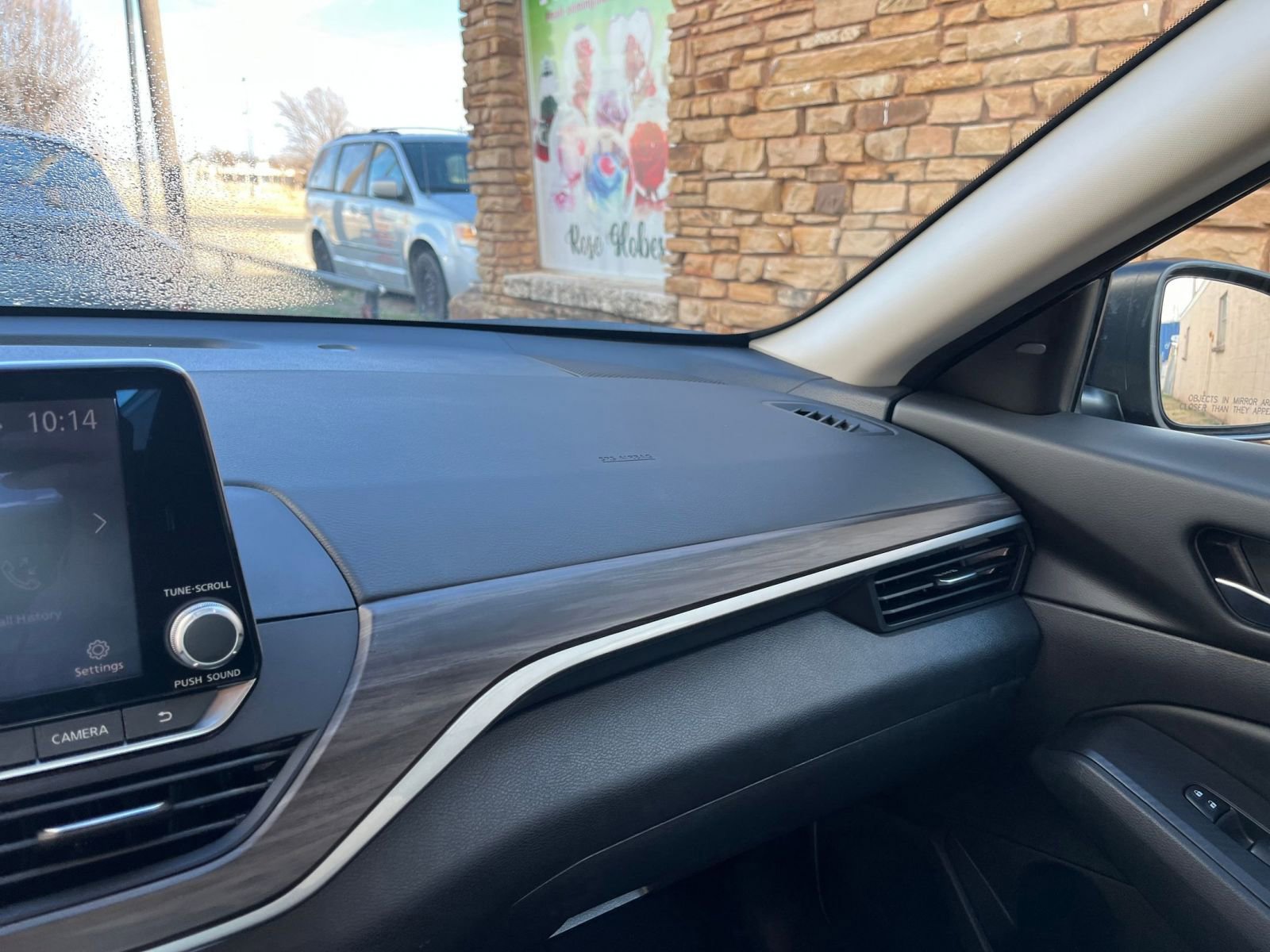 Used 2025 Nissan Altima 2.5 SV image 34