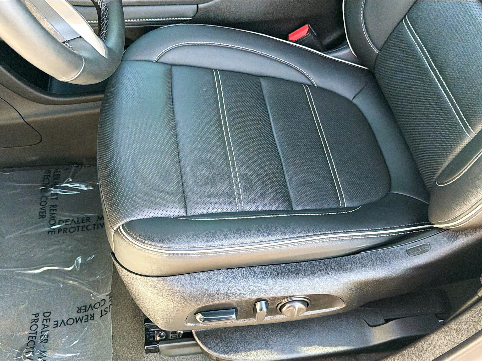 Used 2023 GMC Acadia Denali w/ Denali Technology Package FWD image 20
