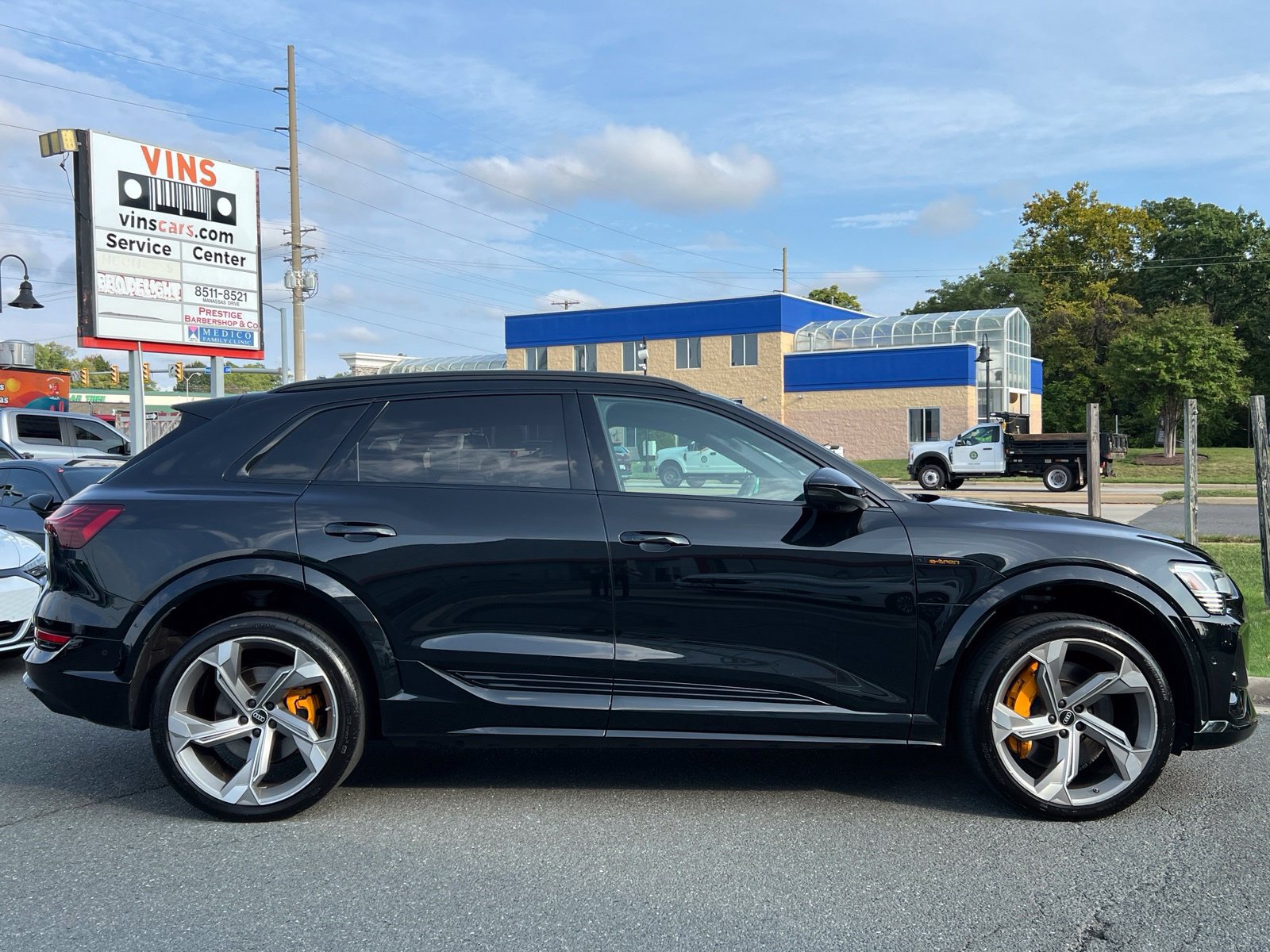 Used 2023 Audi e-tron S Prestige w/ Prestige Package AWD/4WD image 58