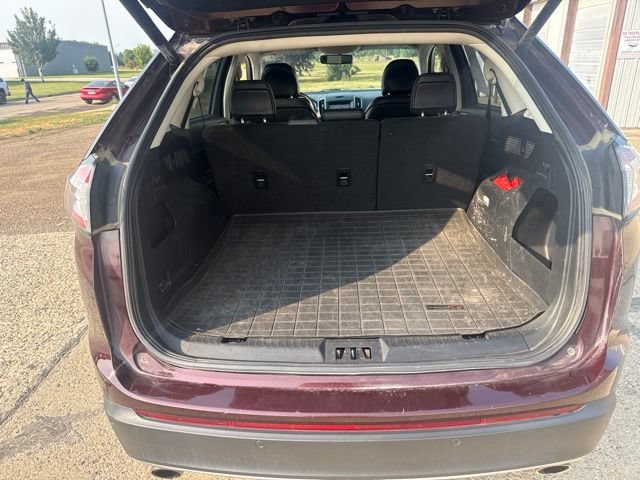 Used 2018 Ford Edge SEL w/ Equipment Group 201A AWD/4WD image 17