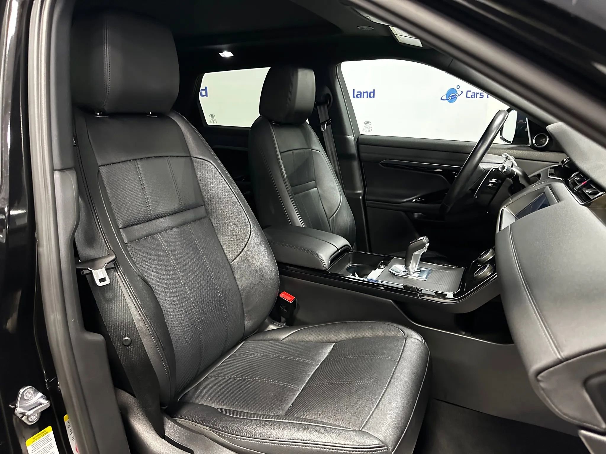 Used 2022 Land Rover Range Rover Evoque R-Dynamic S image 30