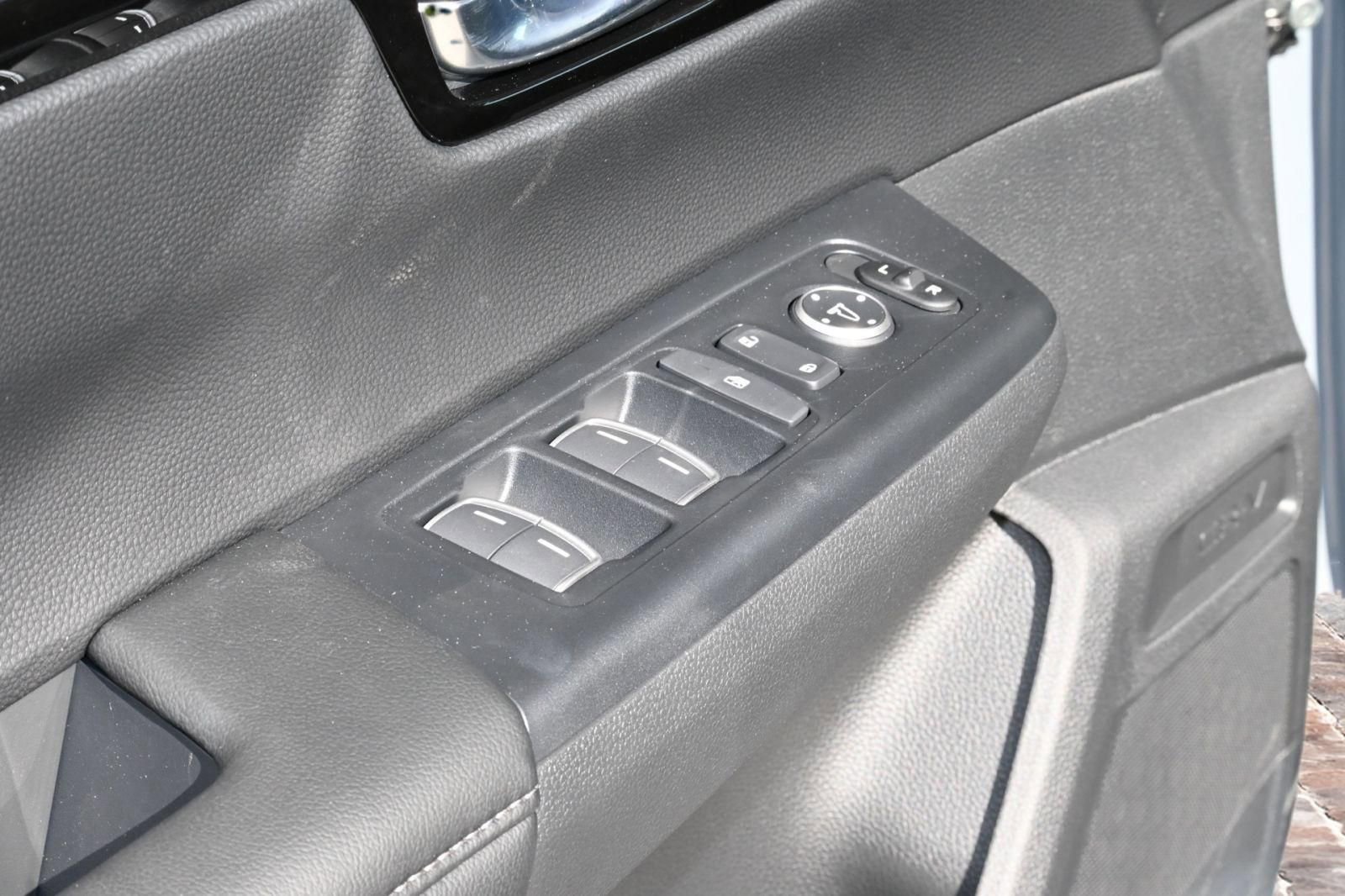 New 2026 Honda CR-V EX-L image 17